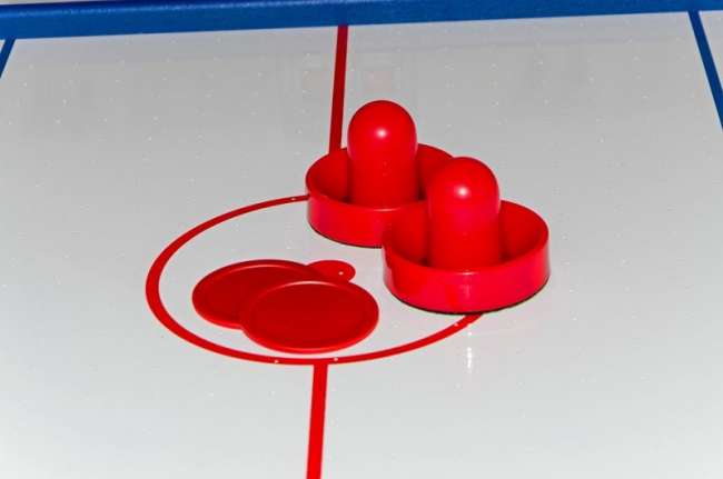Игровой стол аэрохоккей Nordics 4 ft. Игровой стол аэрохоккей Nordics 4 ft.